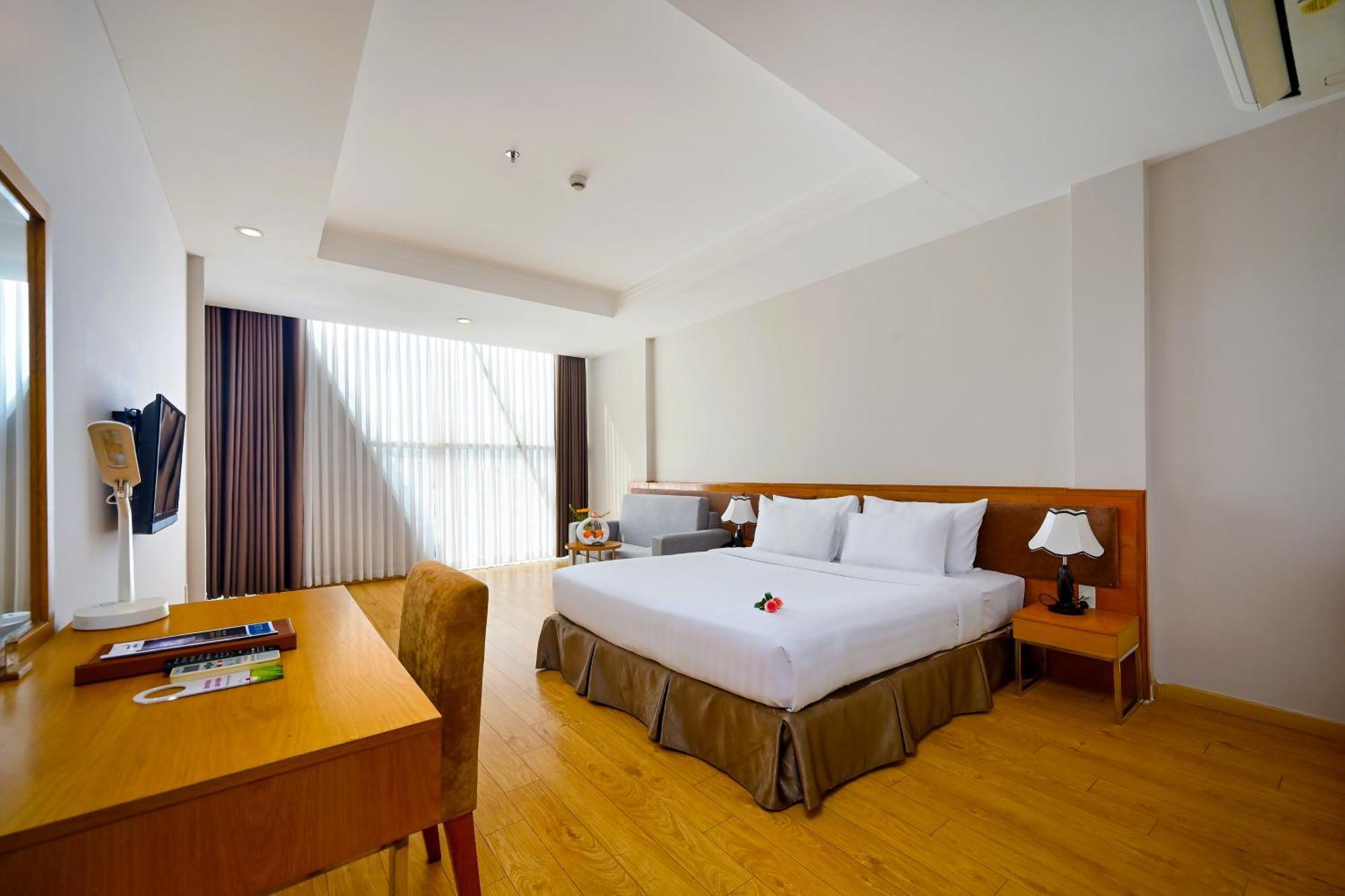 Ttc Hotel Deluxe Airport Ho Şi Min Dış mekan fotoğraf